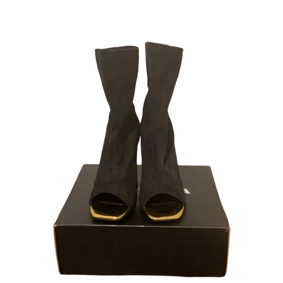 Fashion Nova Gold Toe/Peep Toe Bootie - Picture 4 of 5